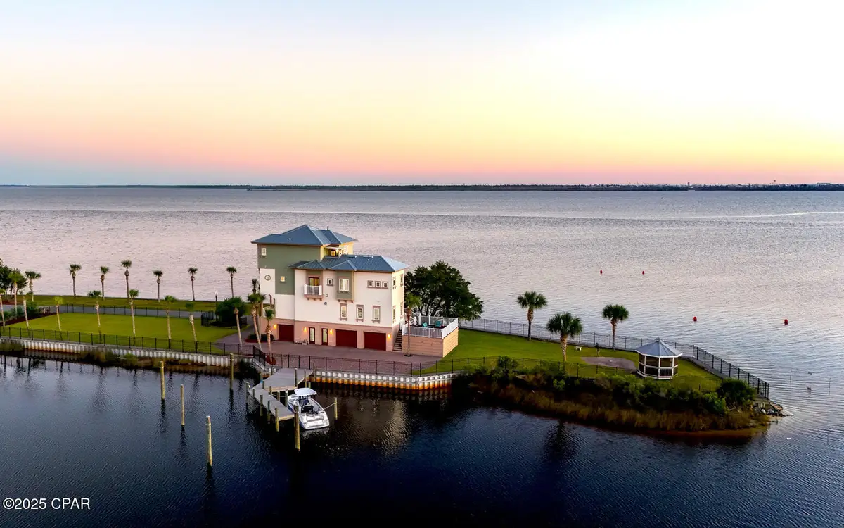 6701 Yacht Club Drive, Panama City, FL 32401 - Image #1