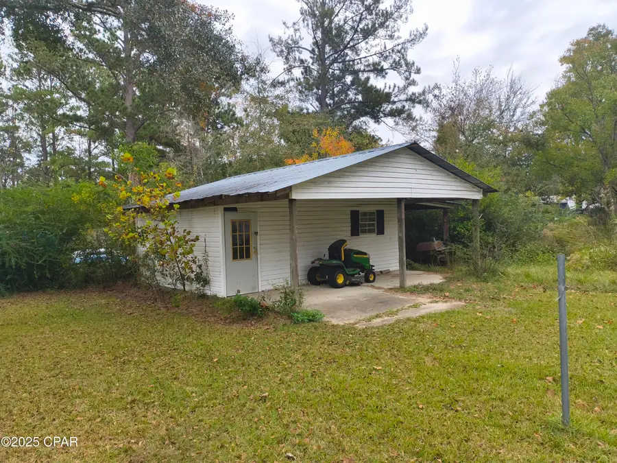 2611 Holmes Creek Road, Vernon, FL 32462 - Image #2