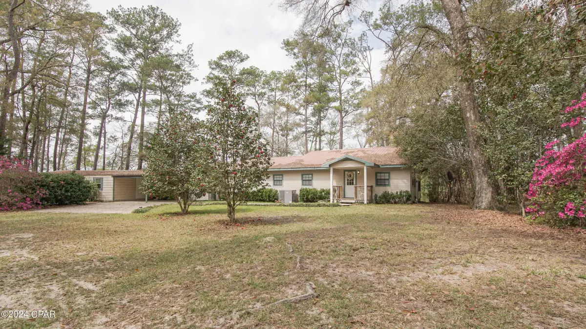 3642 Lucianne Drive, Vernon, FL 32462 - Image #1