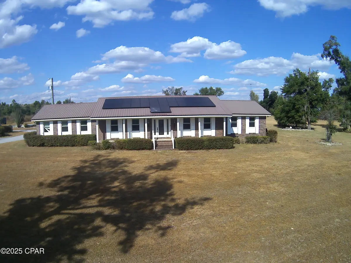 4883 Davis Drive, Marianna, FL 32446 - Image #1