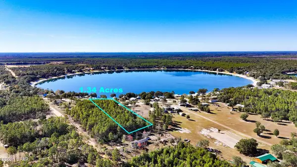3457 Crystal Lake Drive, Chipley, FL 32428