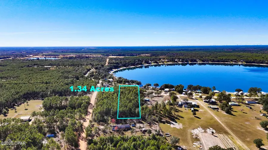 3457 Crystal Lake Drive, Chipley, FL 32428 - Image #3