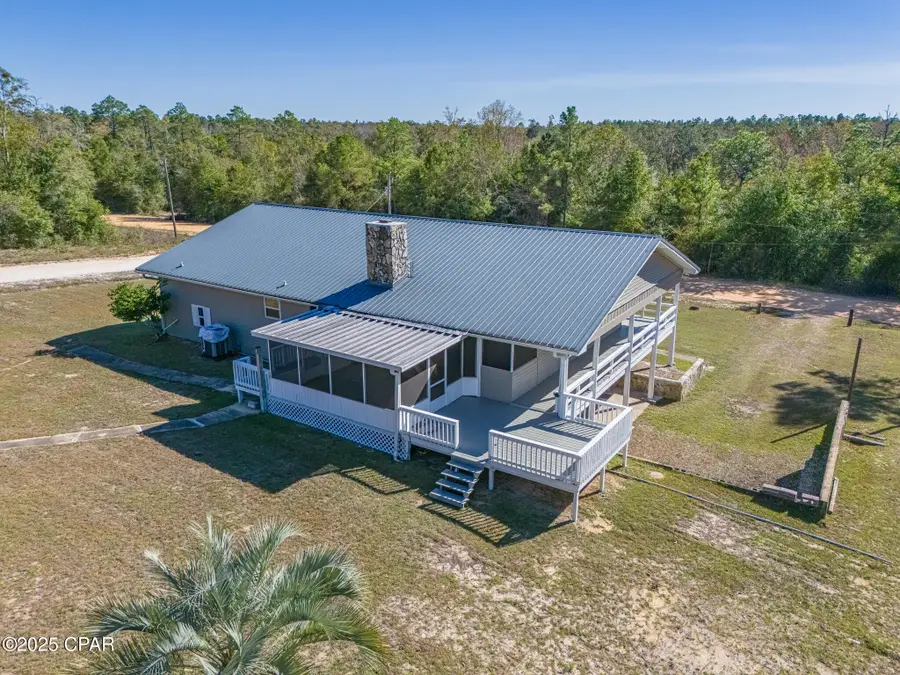 2672 W Laurel Drive, Alford, FL 32420 - Image #3