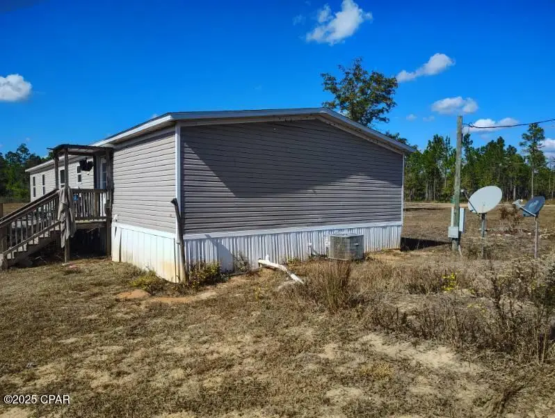 22884 NW Lake Mckinzie Boulevard, Altha, FL 32421 - Image #3