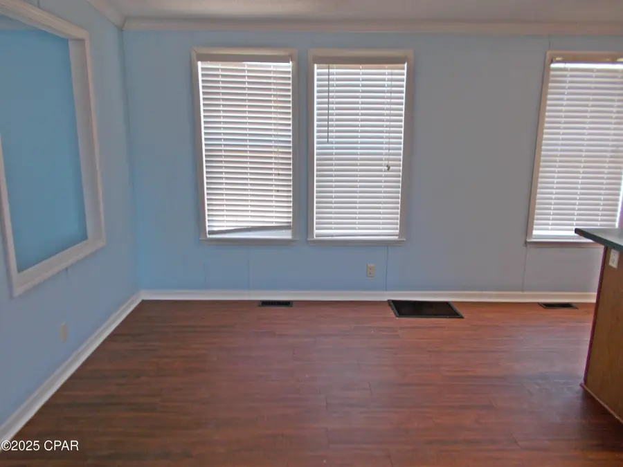 6905 Bateau Pond Lane, Grand Ridge, FL 32442 - Image #3