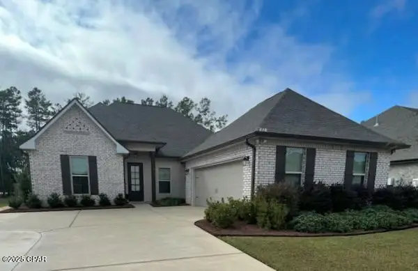 82 Campfire Cove, Freeport, FL 32439