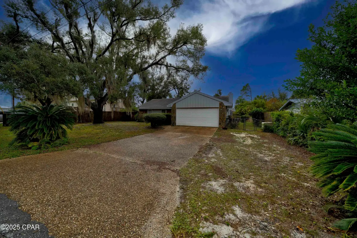 3708 Shoreline Circle, Panama City, FL 32405 - Image #1