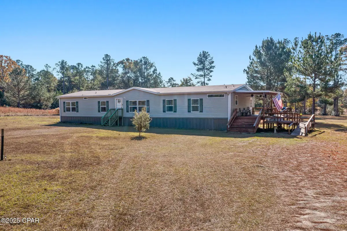 2582 Schmidt Lane, Chipley, FL 32428 - Image #1