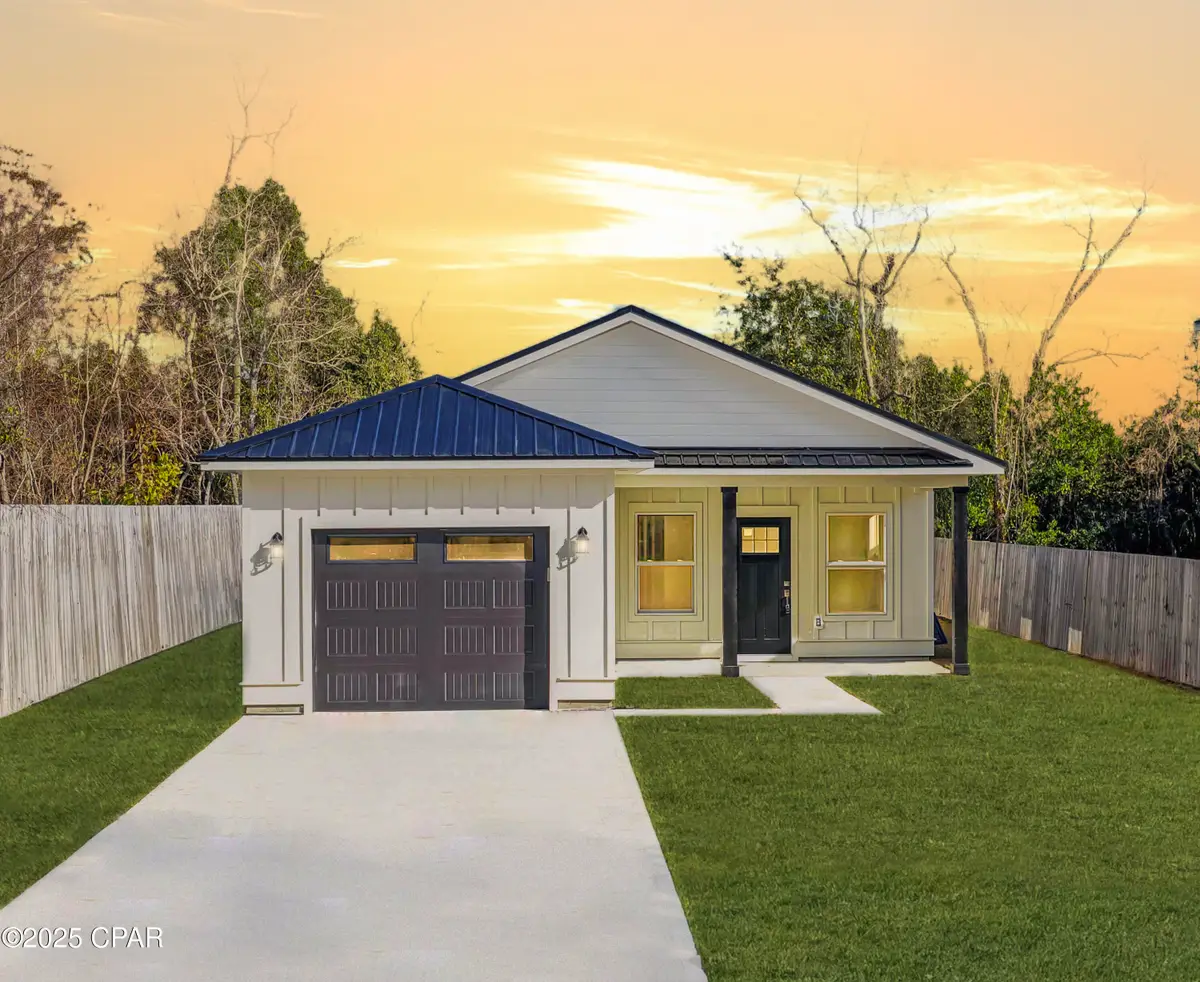 150 Bayou Avenue, Panama City, FL 32401 - Image #1