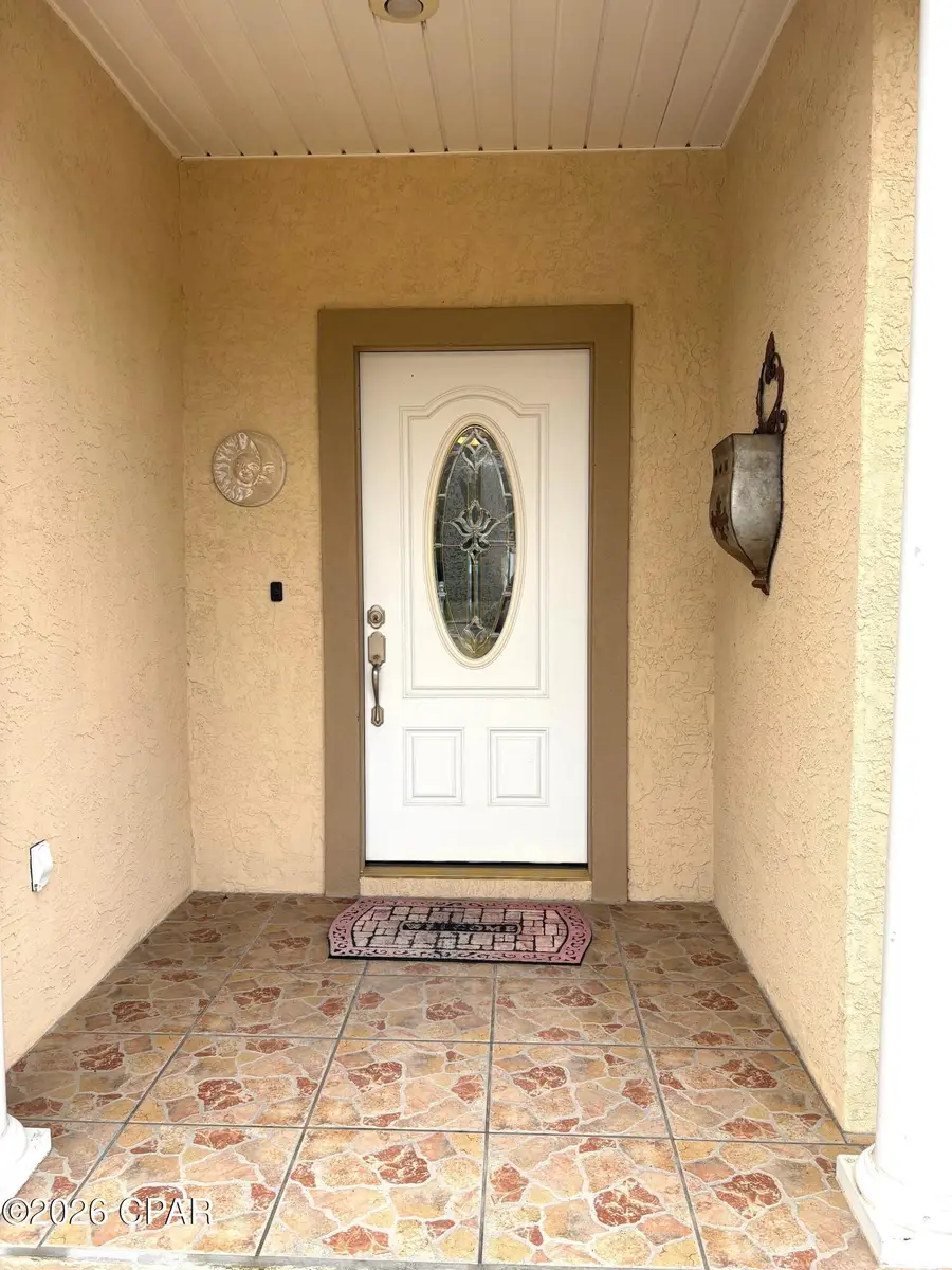 2548 Woods View Drive, Marianna, FL 32446 - Image #2