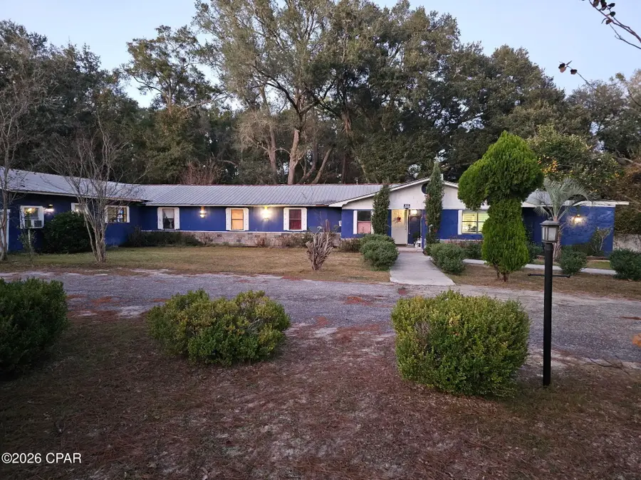 2233 Pate Pond Road, Caryville, FL 32427 - Image #2