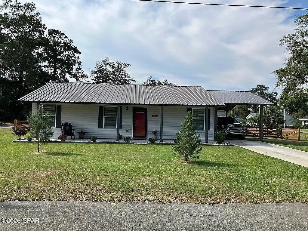 5985 Webb Street, Graceville, FL 32440 - Image #1
