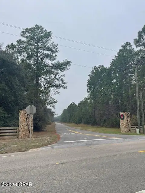 28 Golf Club Circle #28, Ponce De Leon, FL 32455 - #1