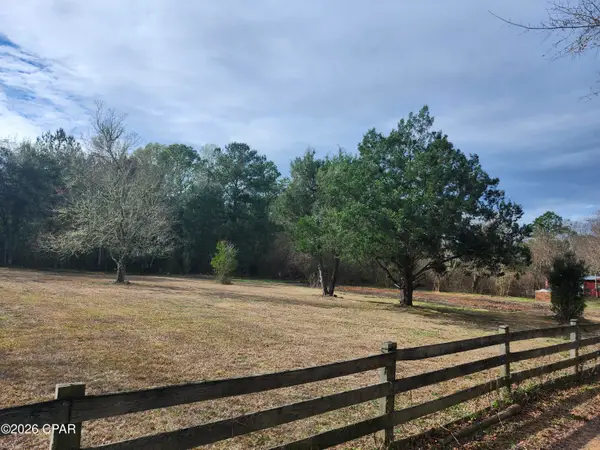 1237 Merry Acres Drive, Chipley, FL 32428