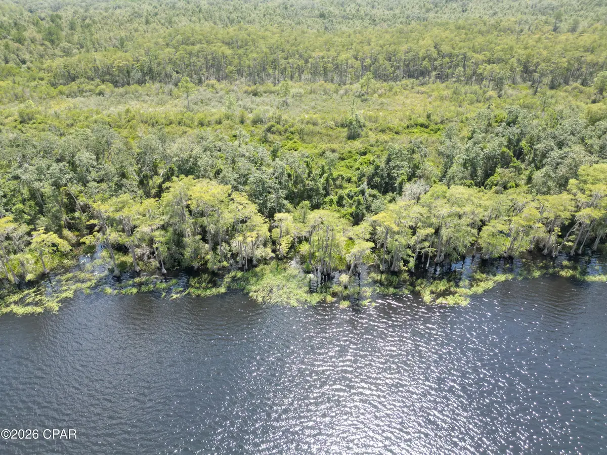 3902 Union Hill Road, Caryville, FL 32427 - Image #1