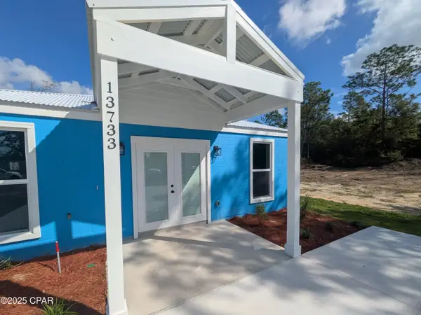 13733 Windsor Avenue, Youngstown, FL 32466