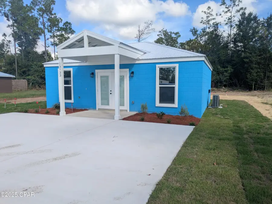 13733 Windsor Avenue, Youngstown, FL 32466 - Image #3