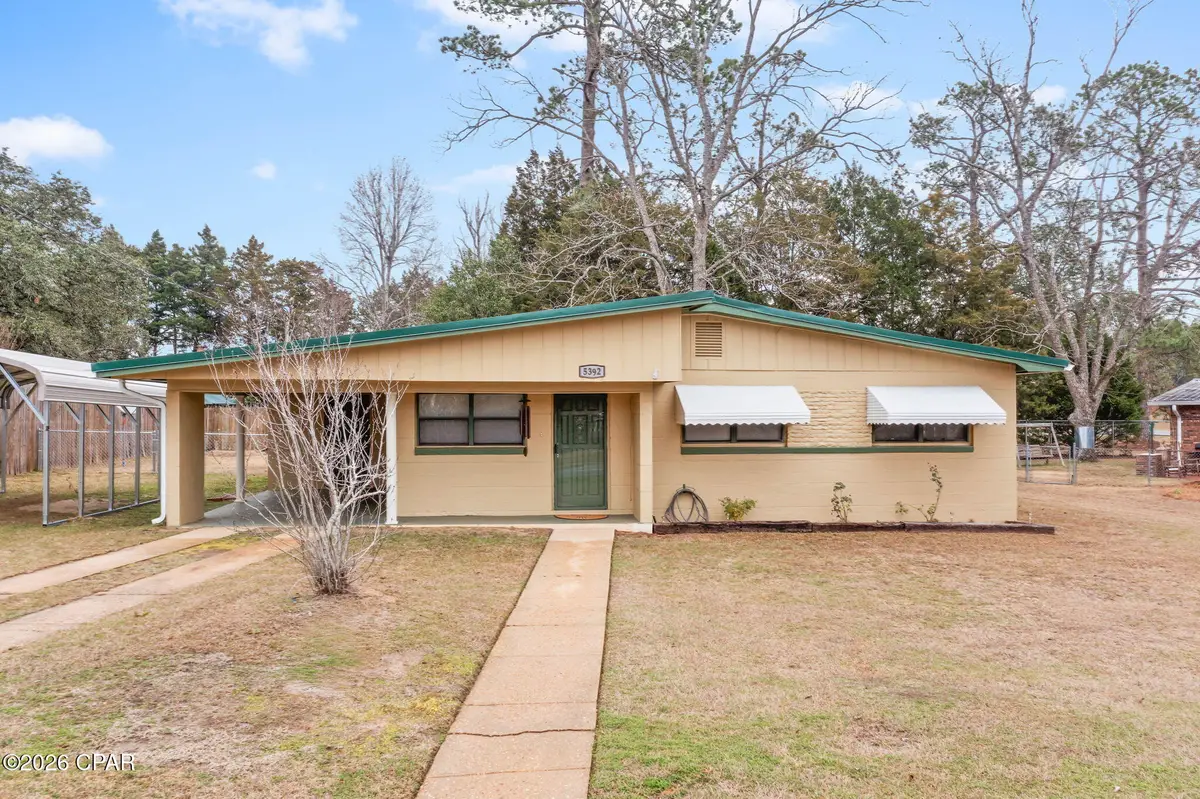 5392 College Drive, Graceville, FL 32440 - Image #1