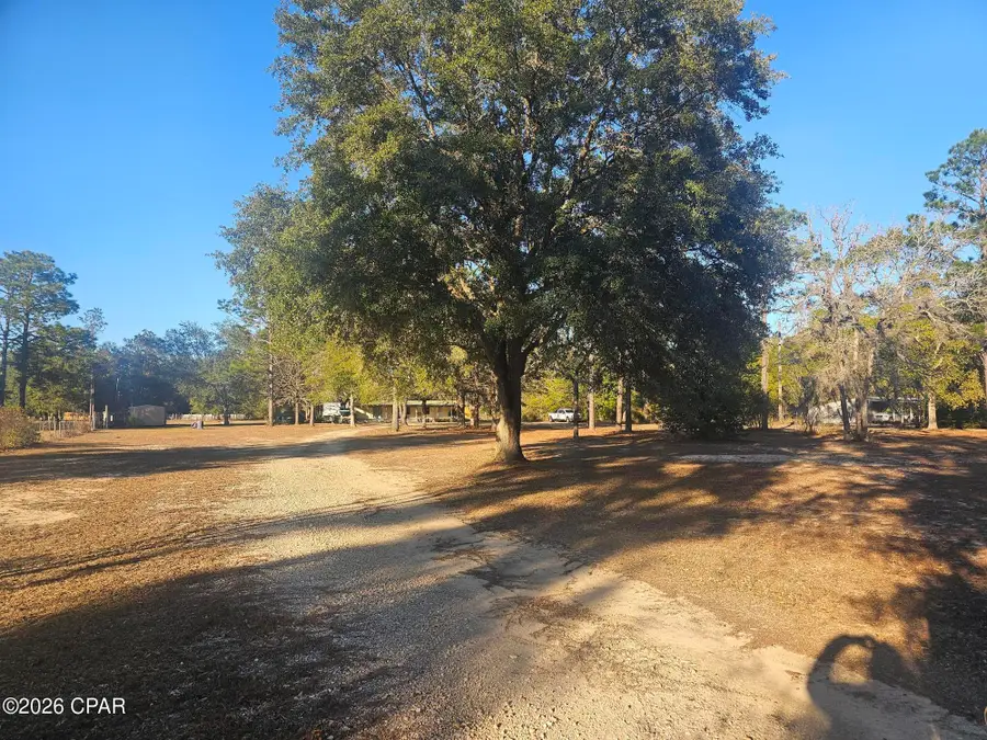 2506 Dumajack Road, Chipley, FL 32428 - Image #2