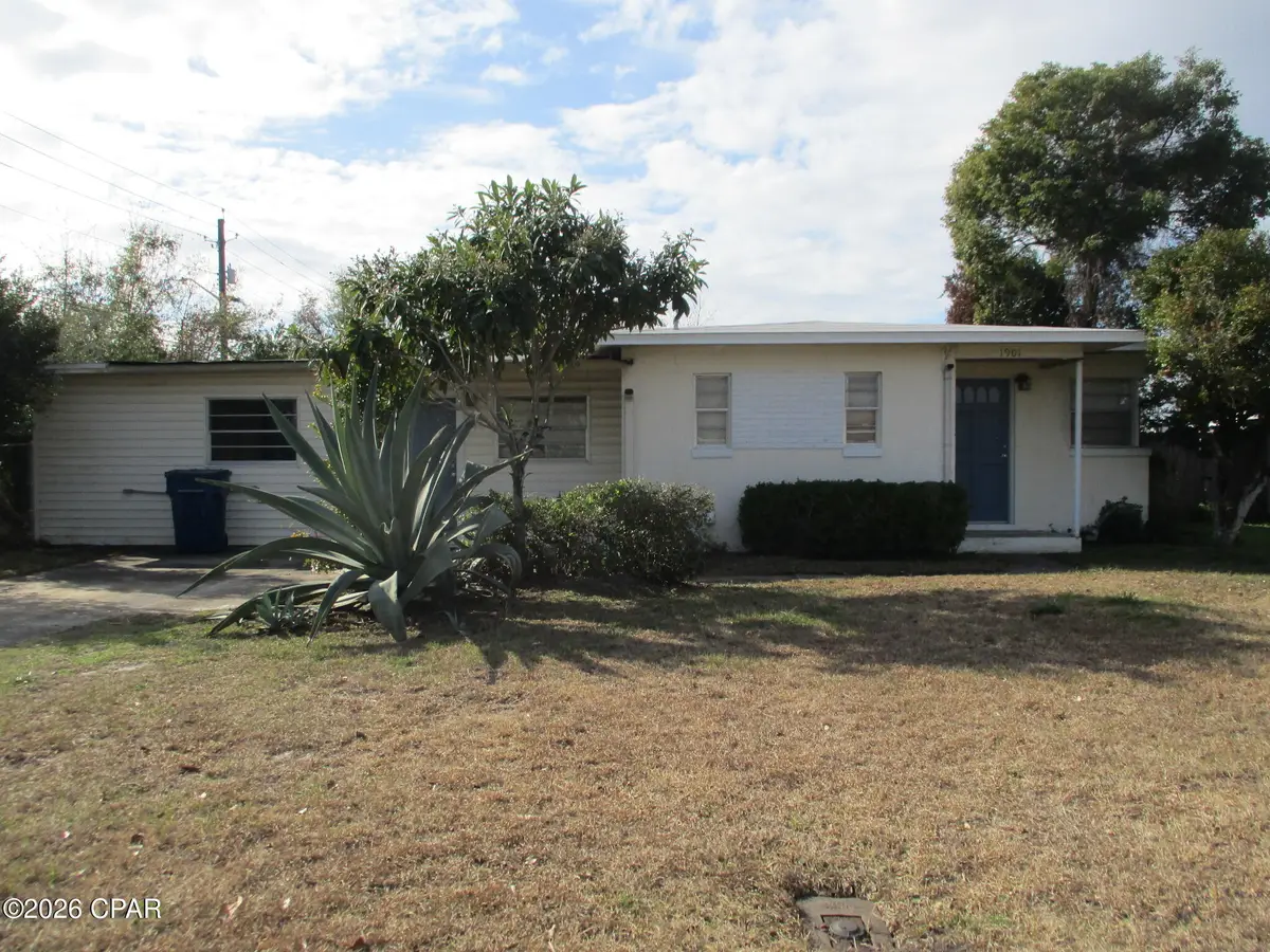 1901 Hickory Avenue, Panama City, FL 32405 - Image #1