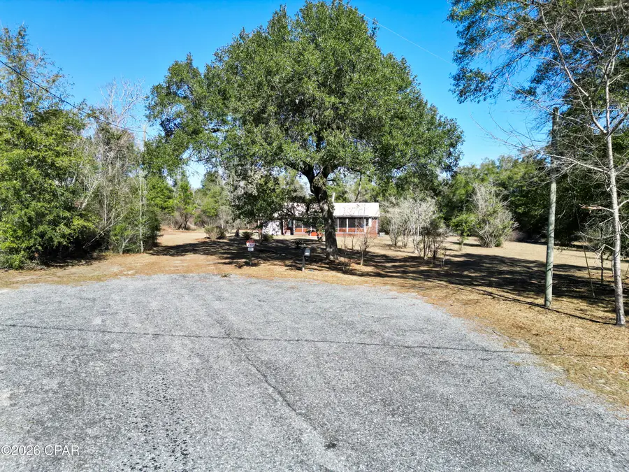 6385 Blue Arrow Drive, Marianna, FL 32446 - Image #2