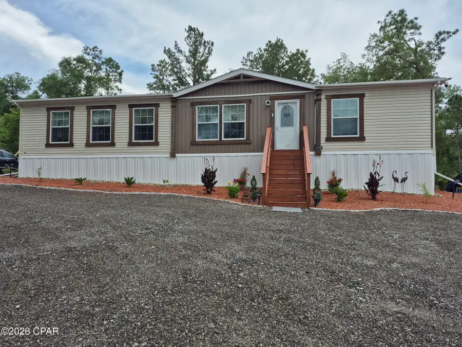 2739 Bellaire Court, Alford, FL 32420 - #2