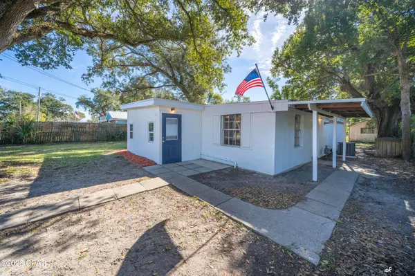 3730 E 8th Court, Panama City, FL 32401