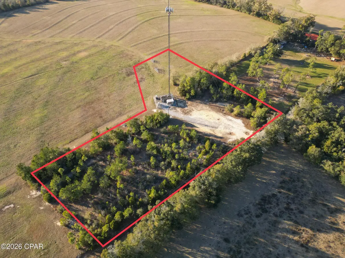 982 Oswald Road, Chipley, FL 32428 - Image #1