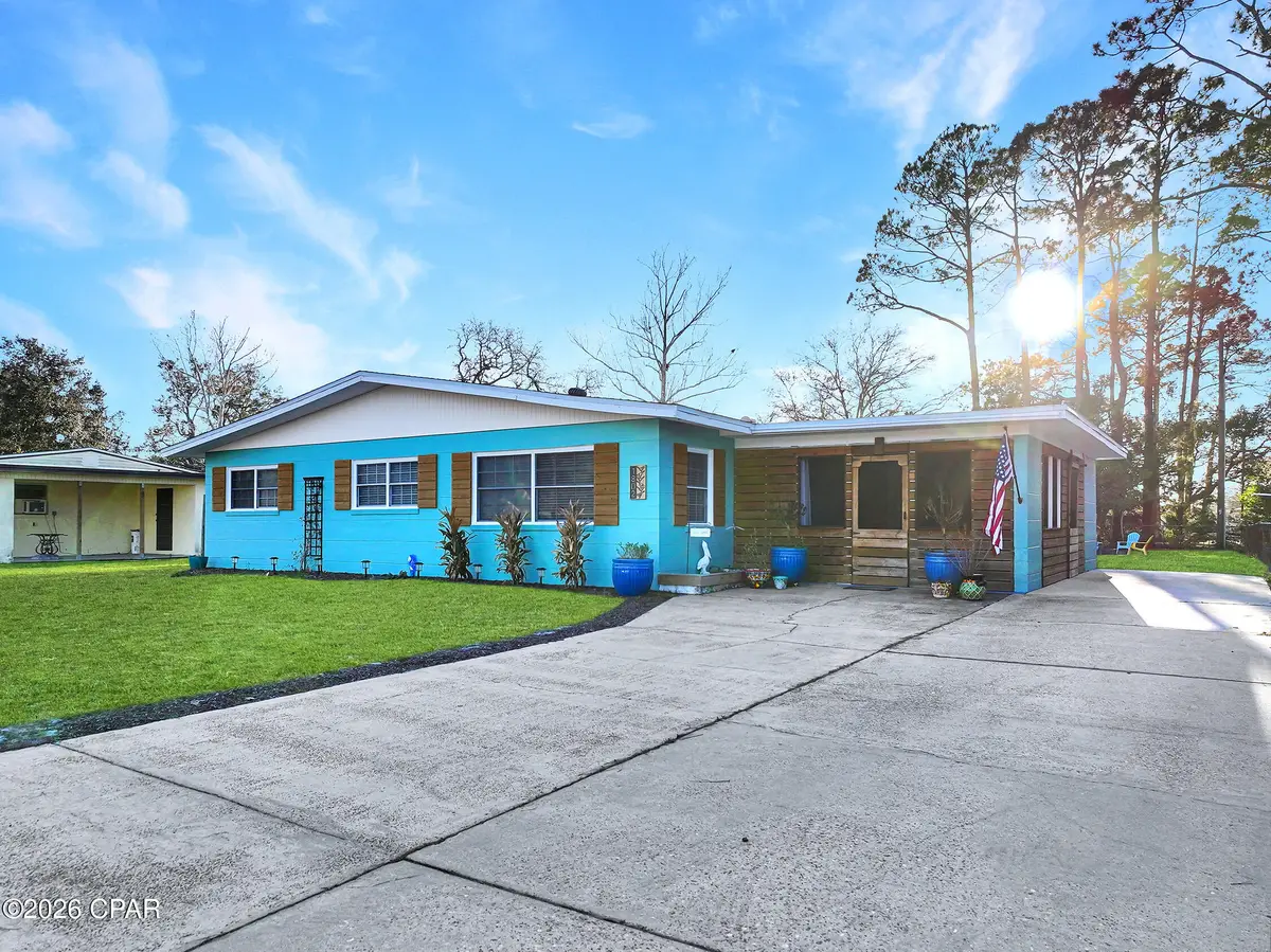 1802 Garrison Avenue, Port Saint Joe, FL 32456 - #1