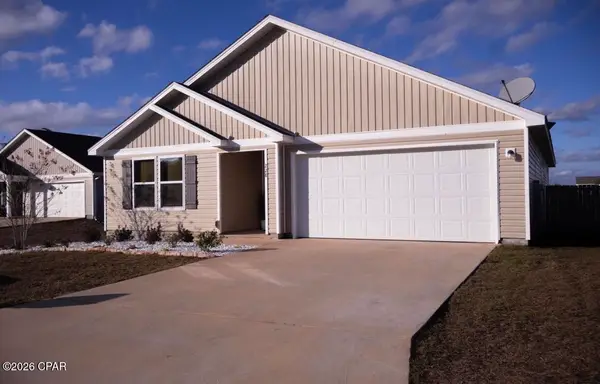 228 E Lockwood Way, Defuniak Springs, FL 32435