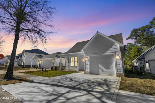 236 N Marsh Landing, Freeport, FL 32439