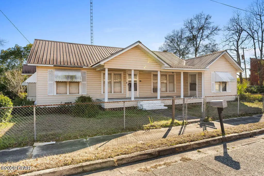 987 7th Avenue, Graceville, FL 32440 - #1