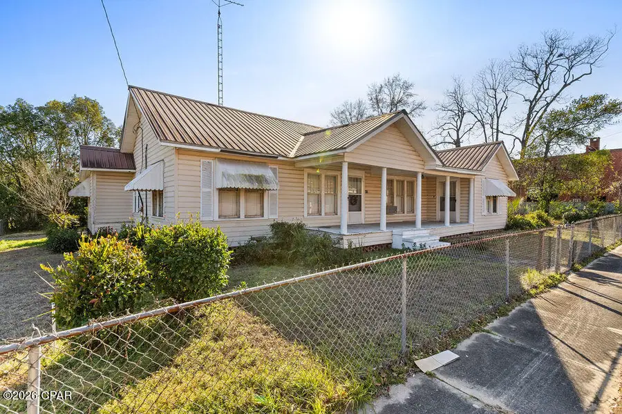 987 7th Avenue, Graceville, FL 32440 - #2