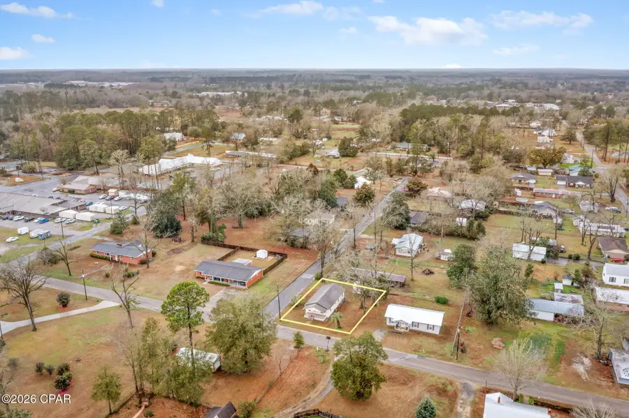 794 2nd Street, Chipley, FL 32428 - #2