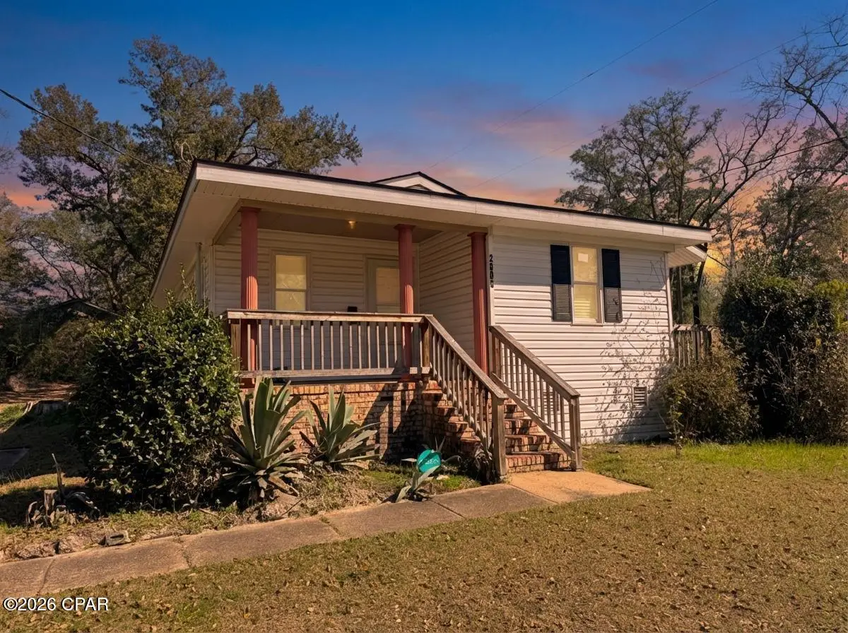 2806 Penn Avenue, Marianna, FL 32448 - #1