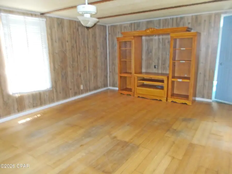1025 Washington Boulevard, Chipley, FL 32428 - #2