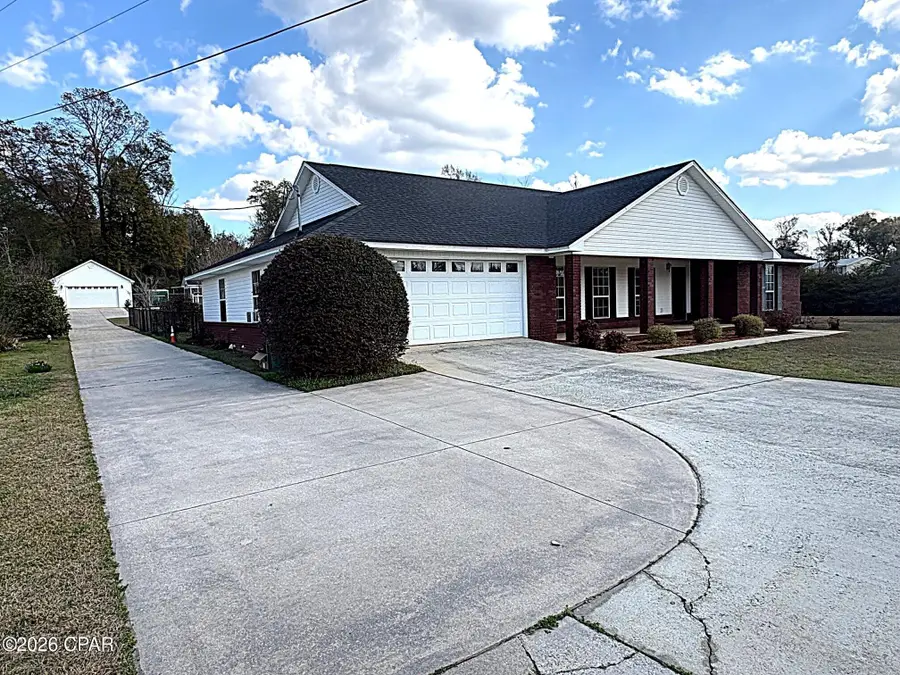 3352 Caverns Road, Marianna, FL 32446 - #3