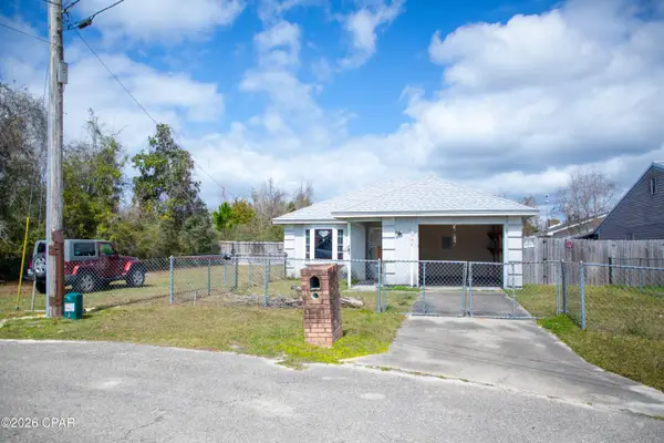 7006 E Fox Court, Panama City, FL 32404