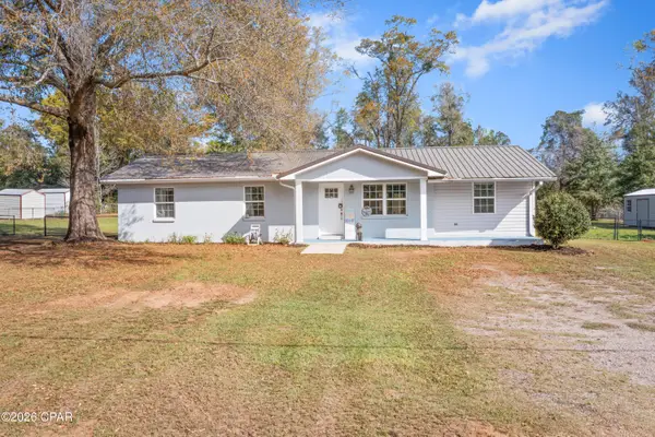 4966 Redwood Drive, Marianna, FL 32446