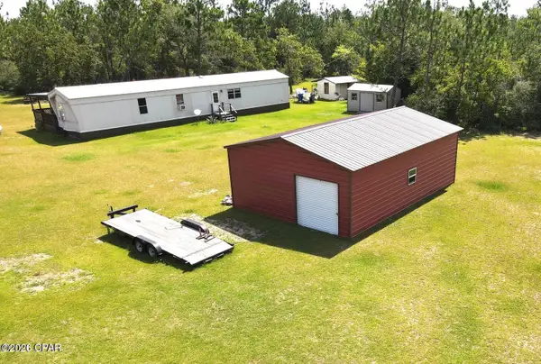 460 Quail Hollow Boulevard, Chipley, FL 32428