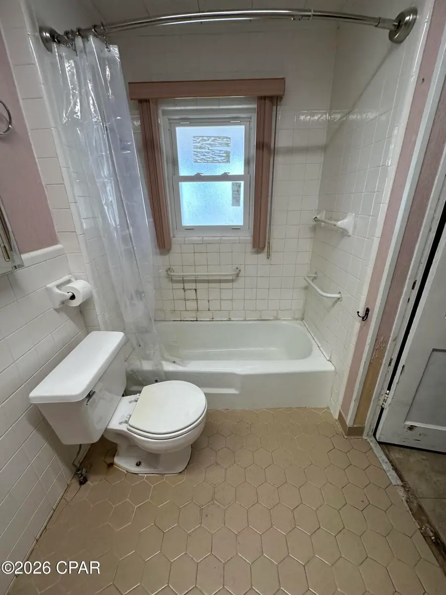 606 E 4th Court, Panama City, FL 32401 - #3