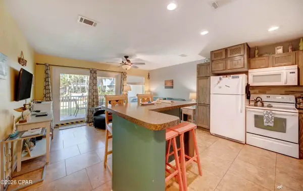 6205 Thomas Drive #2F, Panama City, FL 32408