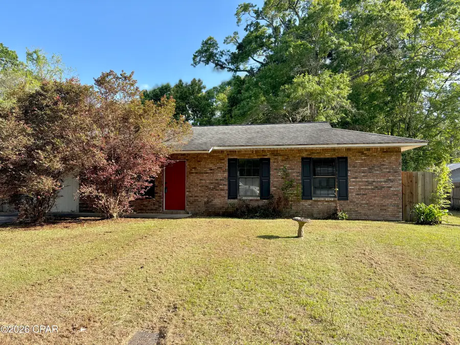 1395 Warren Avenue, Chipley, FL 32428 - #2