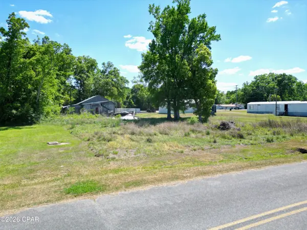 20451 NW Folsom Avenue, Blountstown, FL 32424