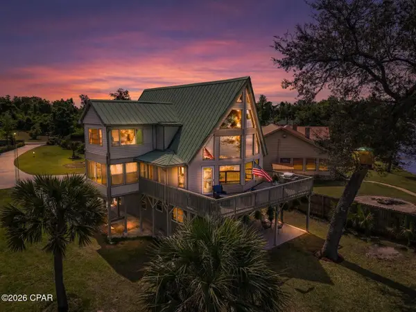 9012 Pecan Street, Youngstown, FL 32466