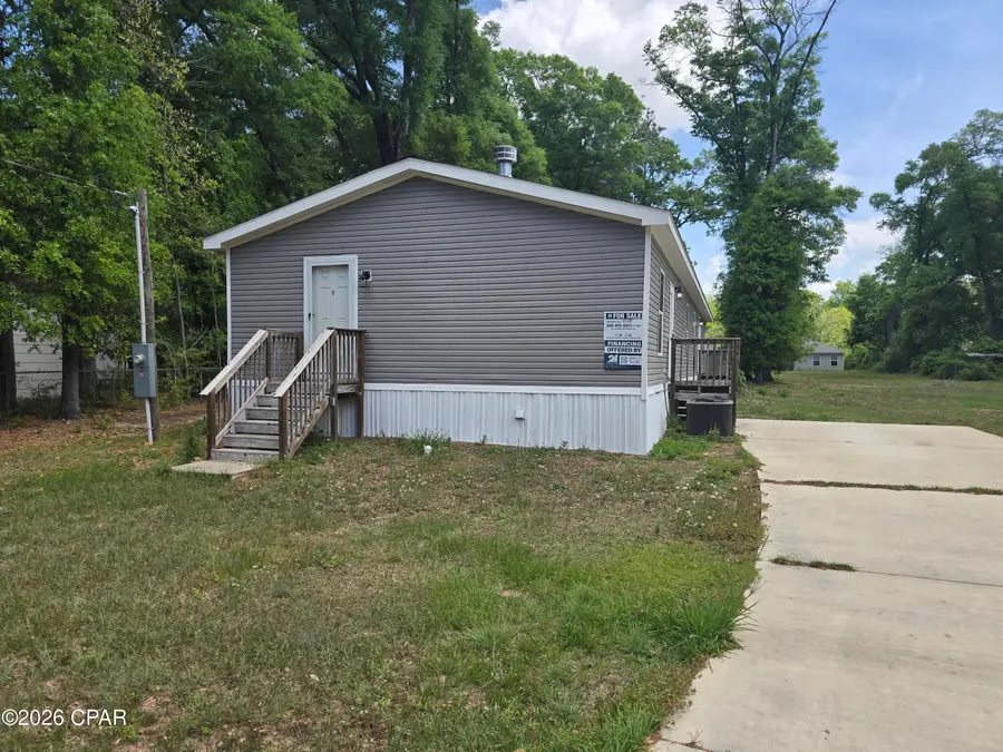916 N Lloyd Street, Crestview, FL 32536 - #2