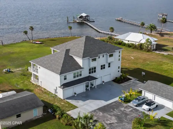 212 Montana Avenue, Lynn Haven, FL 32444