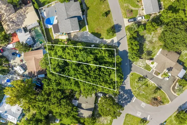 142 Half Acre Lane, Panama City Beach, FL 32413
