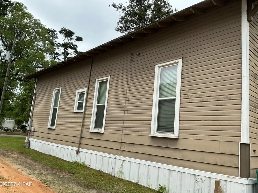 704 Main Street, Chipley, FL 32428 - #3