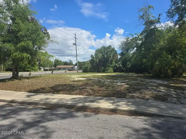 831 N Cove Boulevard, Panama City, FL 32401
